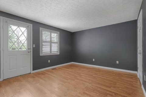 Tiny photo for 162 South Fork Circle, Pataskala, OH 43062 (MLS # 226014018)