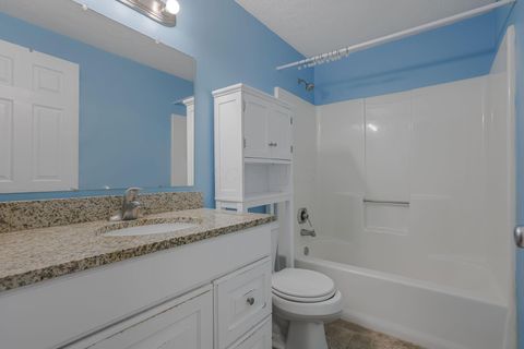 Tiny photo for 162 South Fork Circle, Pataskala, OH 43062 (MLS # 226014018)