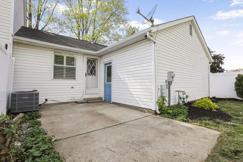 Tiny photo for 162 South Fork Circle, Pataskala, OH 43062 (MLS # 226014018)