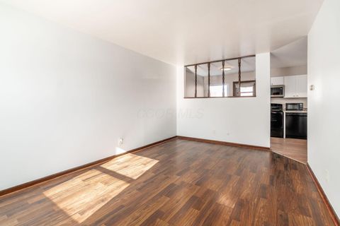 Tiny photo for 5705 S Pine Tree Street G #G, Columbus, OH 43229 (MLS # 226002816)