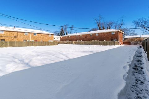 Tiny photo for 5705 S Pine Tree Street G #G, Columbus, OH 43229 (MLS # 226002816)