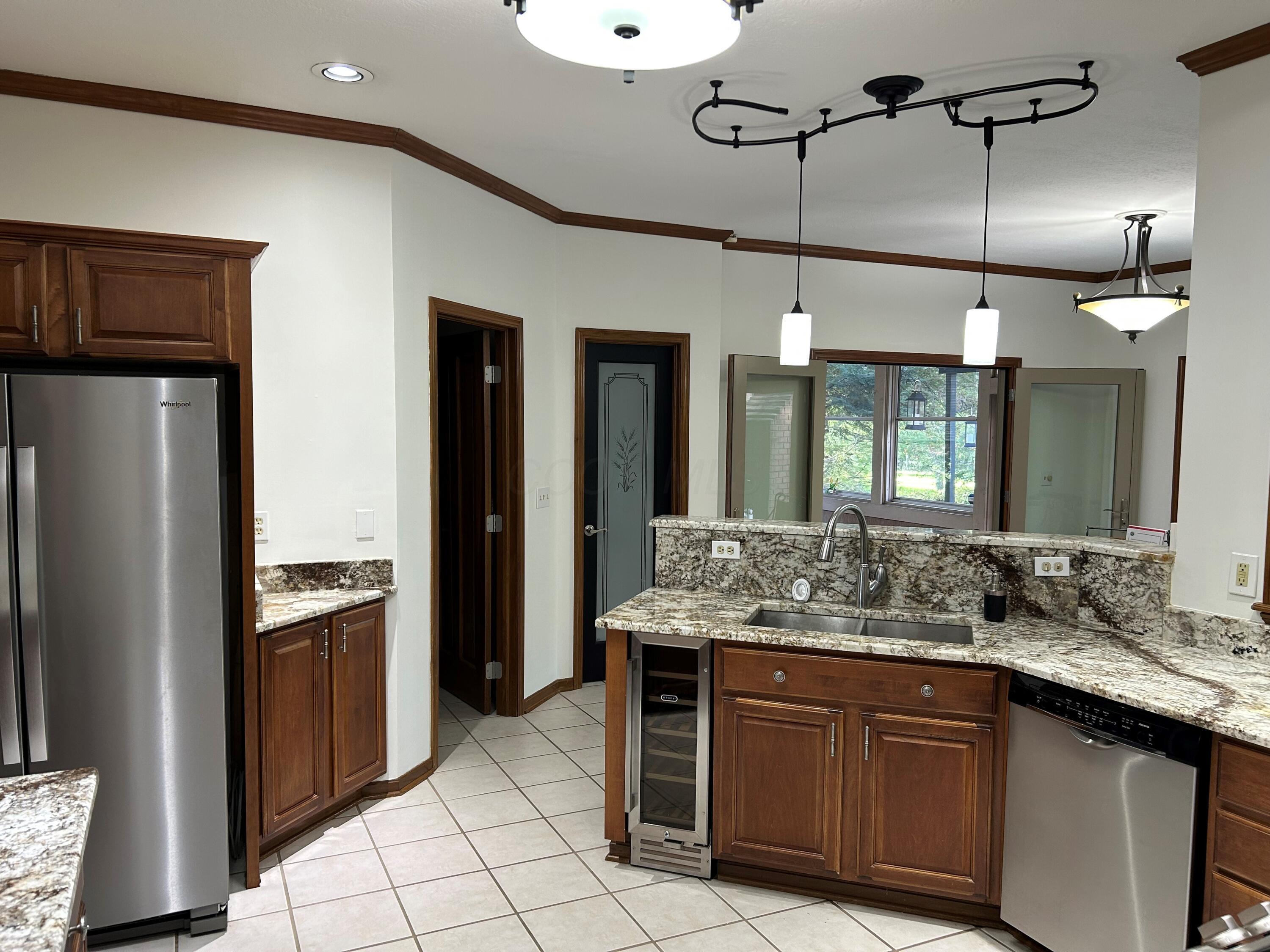 9909 Hoover Woods Road, Galena, Ohio image 13