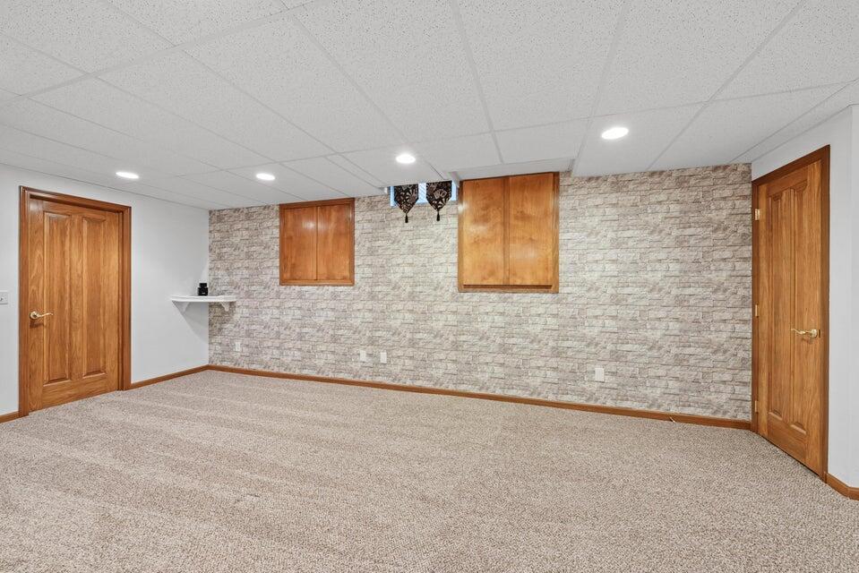 9909 Hoover Woods Road, Galena, Ohio image 32