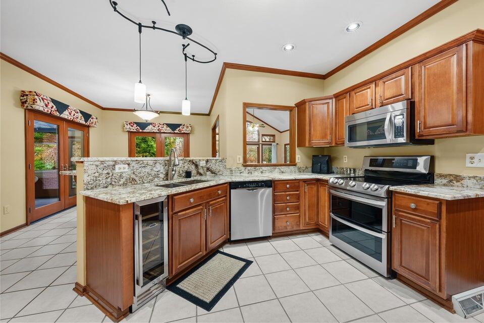 9909 Hoover Woods Road, Galena, Ohio image 10