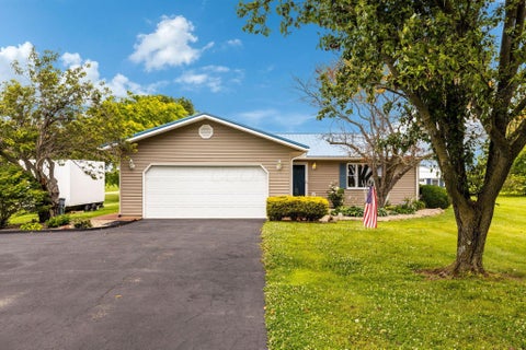 Photo of 4160 Bell Station Road, Circleville, OH 43113 (MLS # 226022027)