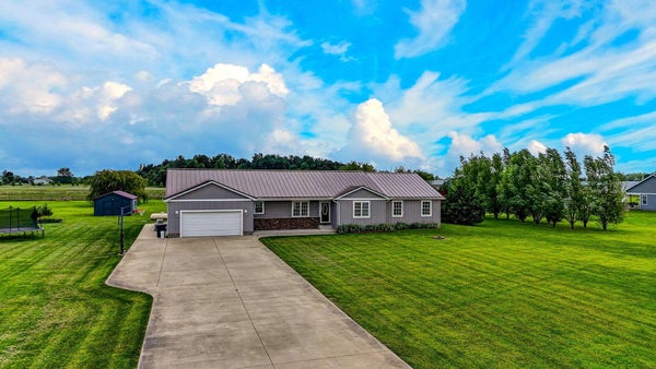 3857 MILLER RD, ASHVILLE, OH 43103 - Image 3540aee55dd40b42e9b8bf4fd229ae8e/3569414608