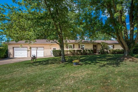Photo of 7826 Johnstown Utica Road, Johnstown, OH 43031 (MLS # 225032755)