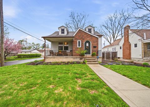 Photo of 241 S Brinker Avenue, Columbus, OH 43204 (MLS # 226012063)
