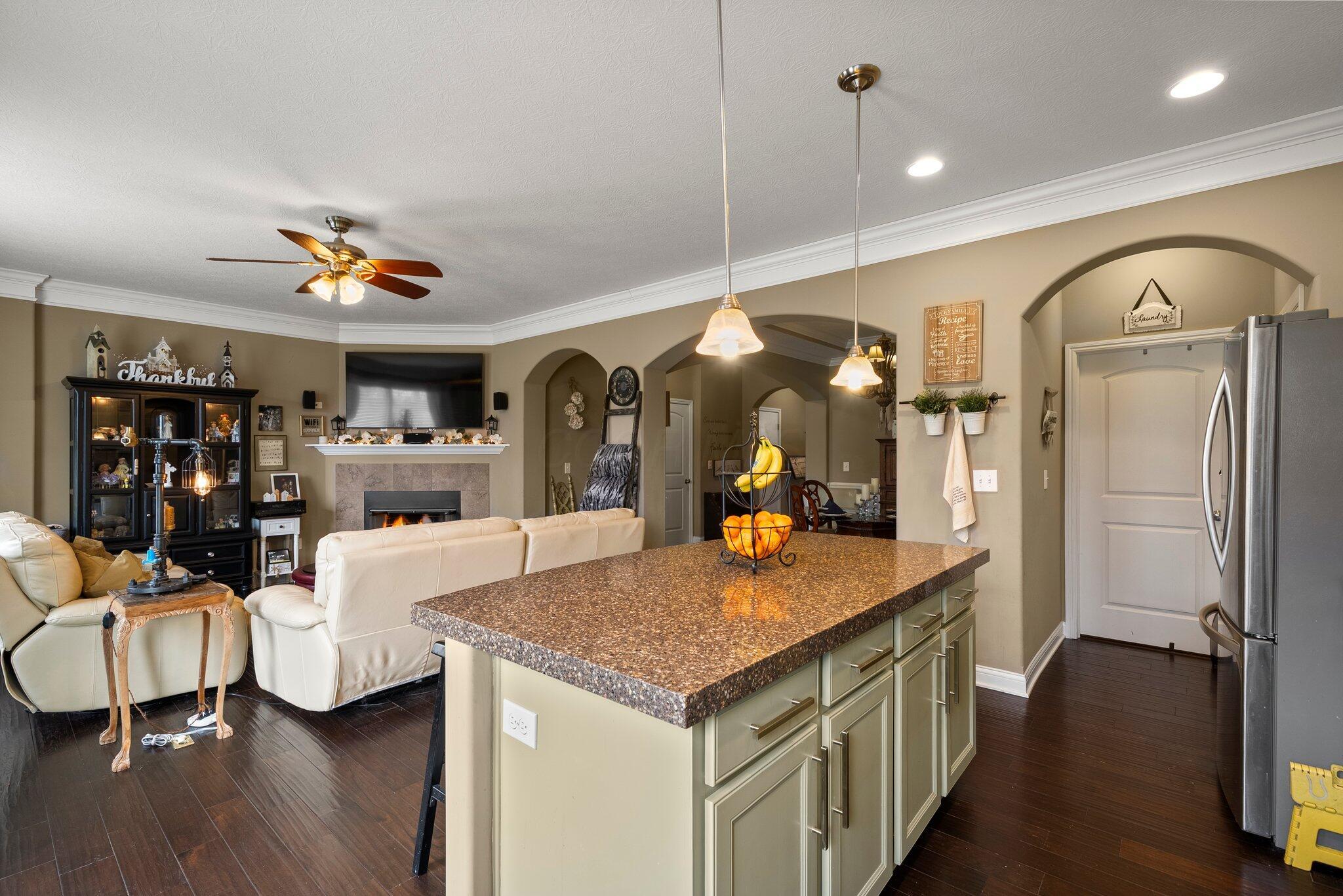 3950 Granite Peak Drive, Grove City, Ohio image 23