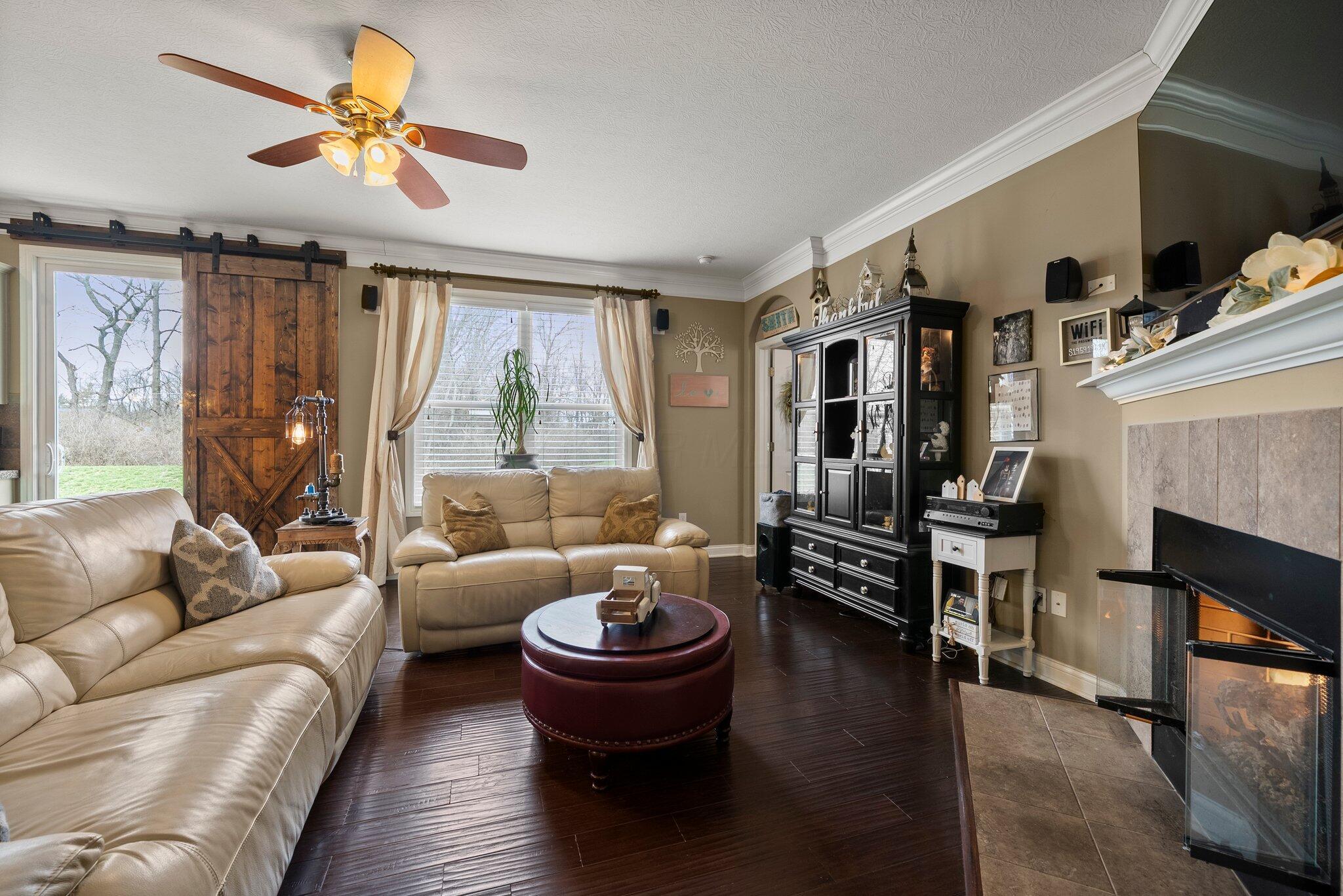 3950 Granite Peak Drive, Grove City, Ohio image 17