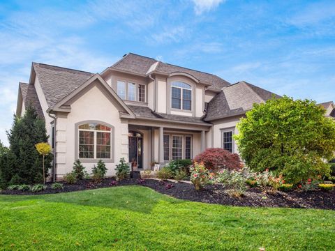 Photo of 5975 Trafalgar Lane, Dublin, OH 43016 (MLS # 225041651)