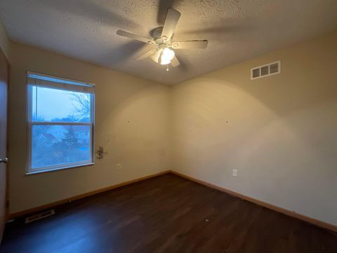 Tiny photo for 472 Greenhill Drive, Groveport, OH 43125 (MLS # 226003096)