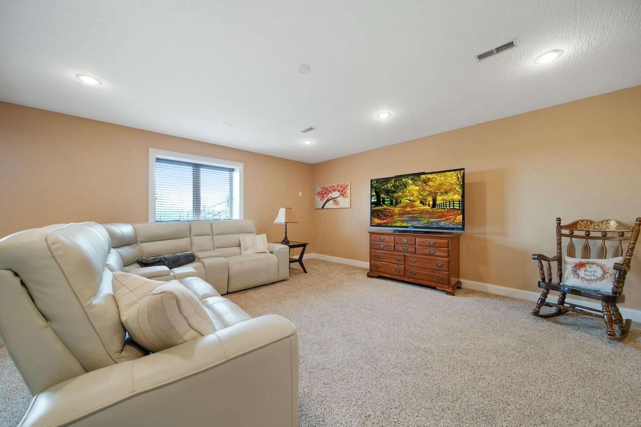 16275 Riverbirch Drive, Marysville, Ohio image 46