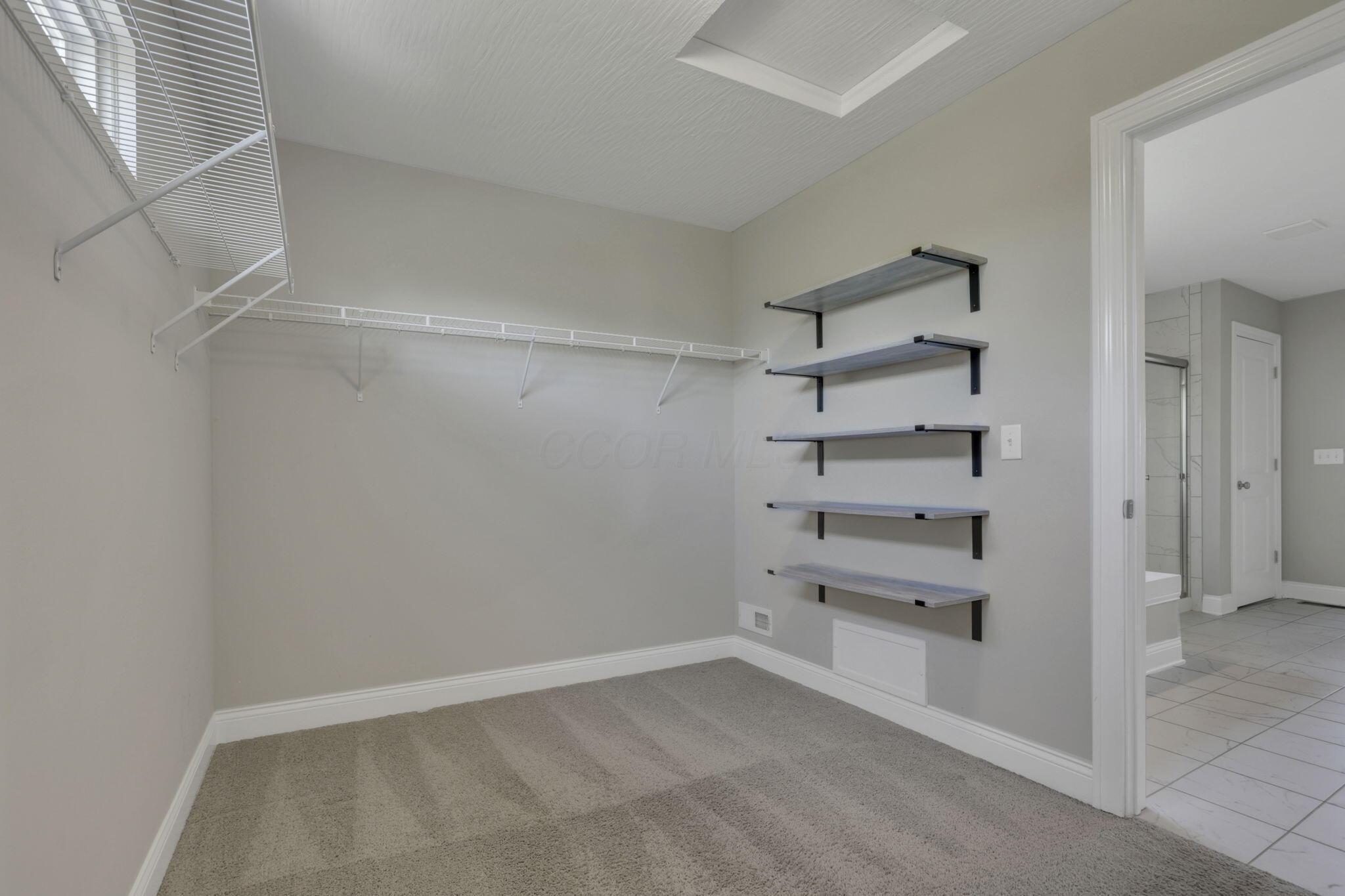 Powell, Ohio 43065, United States, 4 Bedrooms Bedrooms, ,3 BathroomsBathrooms,Residential,Active,165449