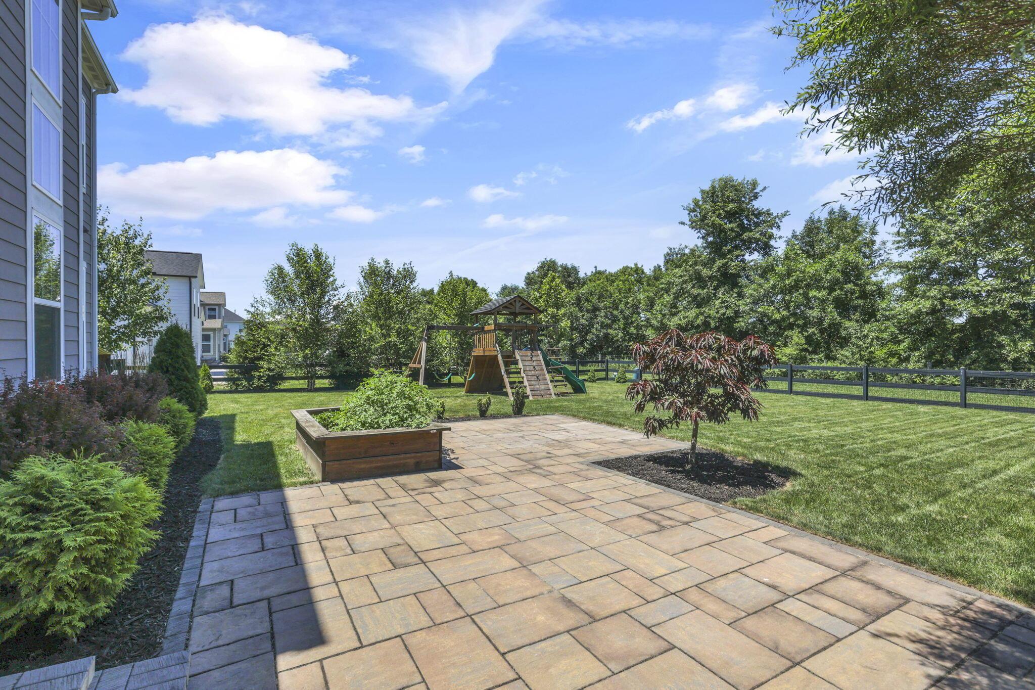 Powell, Ohio 43065, United States, 4 Bedrooms Bedrooms, ,3 BathroomsBathrooms,Residential,Active,165449