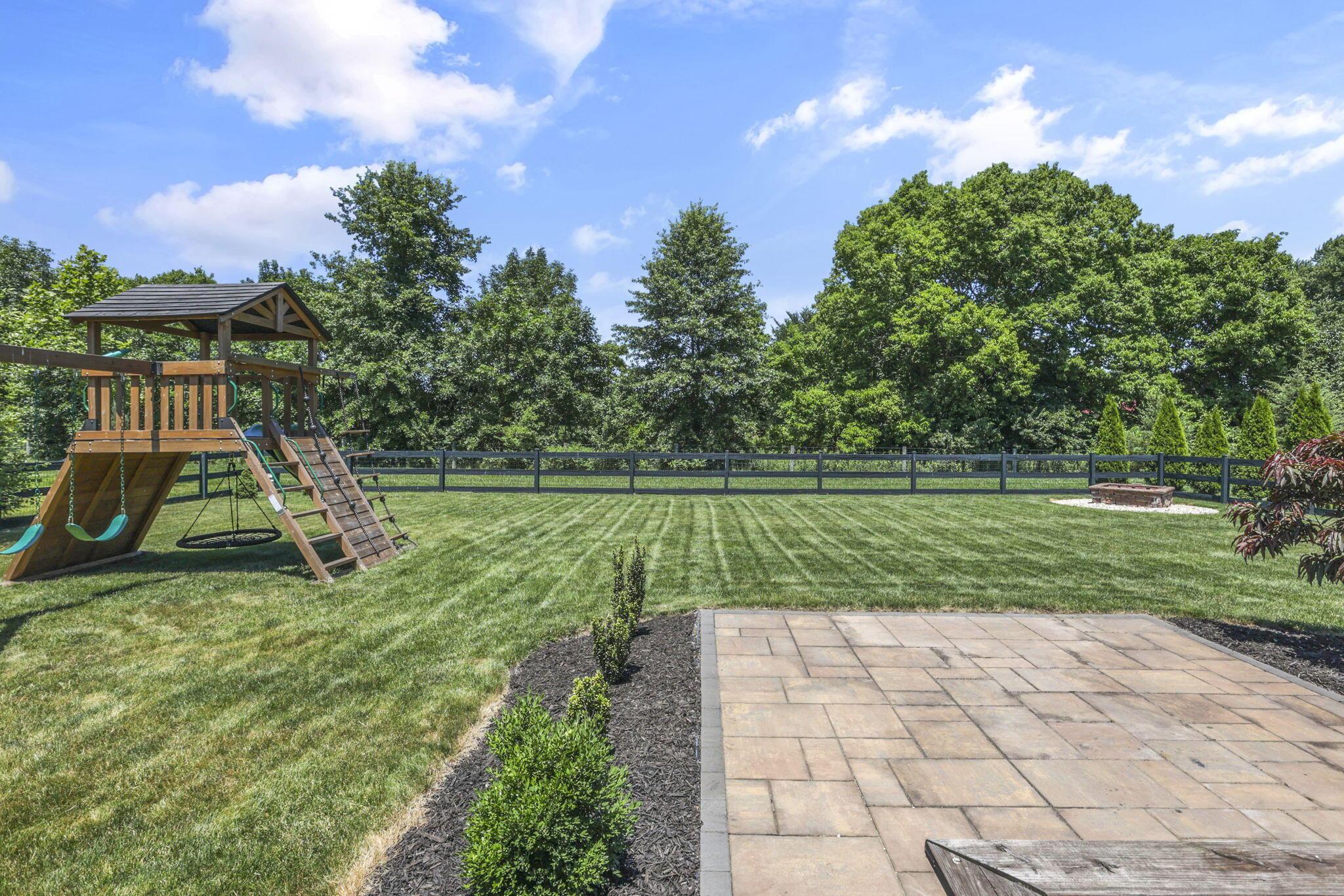 Powell, Ohio 43065, United States, 4 Bedrooms Bedrooms, ,3 BathroomsBathrooms,Residential,Active,165449