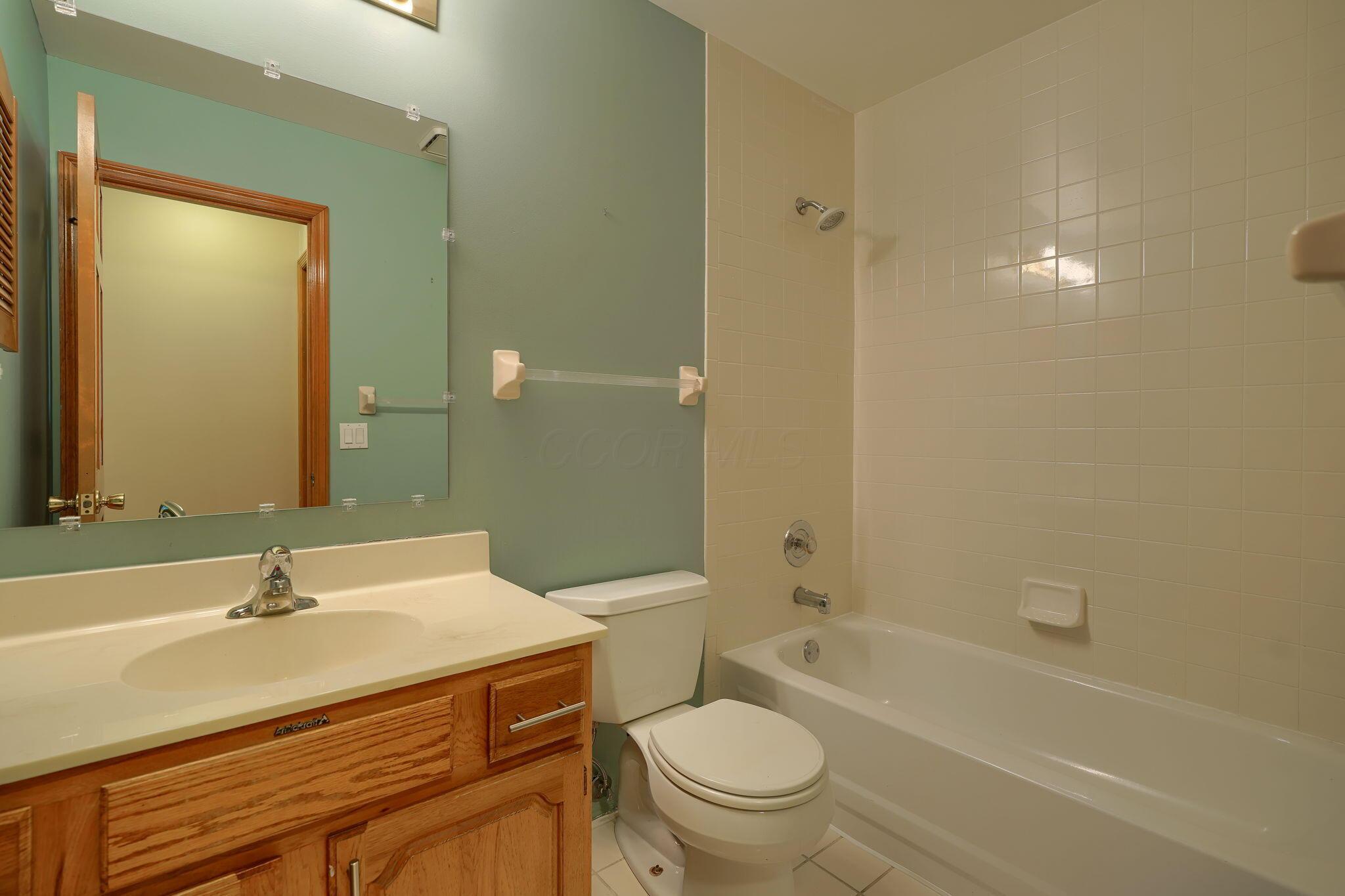 5791 Bastille Place #60, Columbus, Ohio image 27