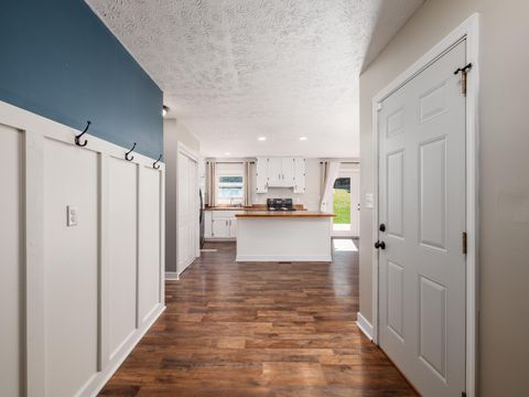 Tiny photo for 930 Hickory Drive, Marysville, OH 43040 (MLS # 225037417)