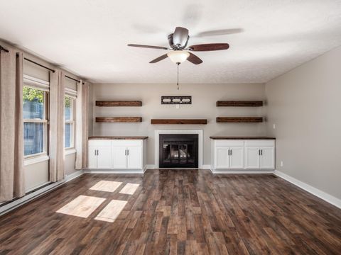 Tiny photo for 930 Hickory Drive, Marysville, OH 43040 (MLS # 225037417)