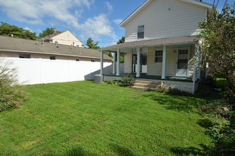 Tiny photo for 853 Oxley Road, Grandview Heights, OH 43212 (MLS # 226036542)