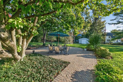 Tiny photo for 419 E N Broadway Street, Columbus, OH 43214 (MLS # 225041024)