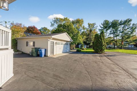 Tiny photo for 419 E N Broadway Street, Columbus, OH 43214 (MLS # 225041024)