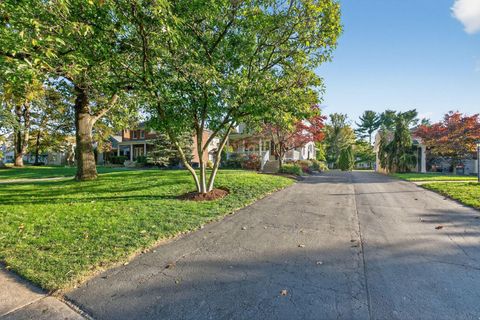 Tiny photo for 419 E N Broadway Street, Columbus, OH 43214 (MLS # 225041024)
