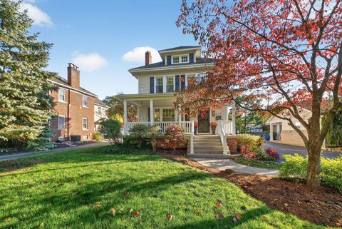 Tiny photo for 419 E N Broadway Street, Columbus, OH 43214 (MLS # 225041024)