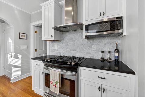 Tiny photo for 419 E N Broadway Street, Columbus, OH 43214 (MLS # 225041024)