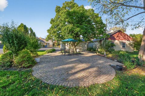 Tiny photo for 419 E N Broadway Street, Columbus, OH 43214 (MLS # 225041024)