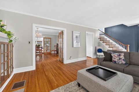 Tiny photo for 419 E N Broadway Street, Columbus, OH 43214 (MLS # 225041024)