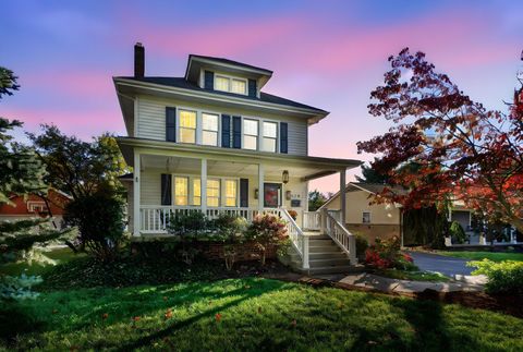 Tiny photo for 419 E N Broadway Street, Columbus, OH 43214 (MLS # 225041024)