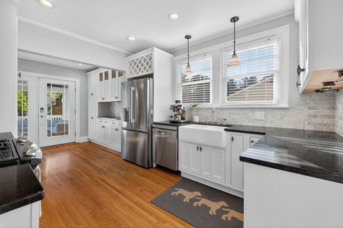 Tiny photo for 419 E N Broadway Street, Columbus, OH 43214 (MLS # 225041024)