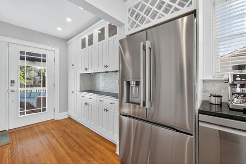 Tiny photo for 419 E N Broadway Street, Columbus, OH 43214 (MLS # 225041024)