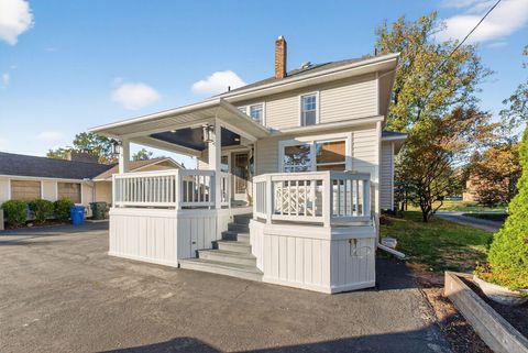 Tiny photo for 419 E N Broadway Street, Columbus, OH 43214 (MLS # 225041024)