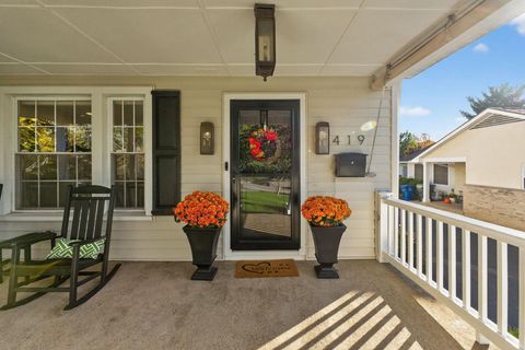 Tiny photo for 419 E N Broadway Street, Columbus, OH 43214 (MLS # 225041024)