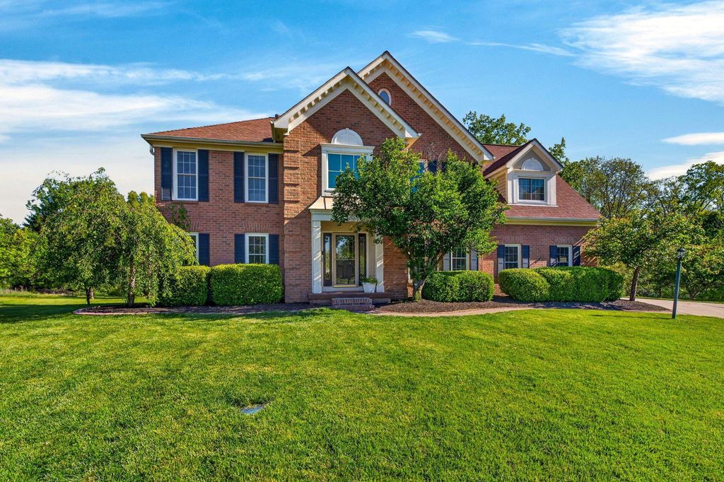 Photo of 230 Cavenaugh Court, Powell, OH 43065 (MLS # 226017248)