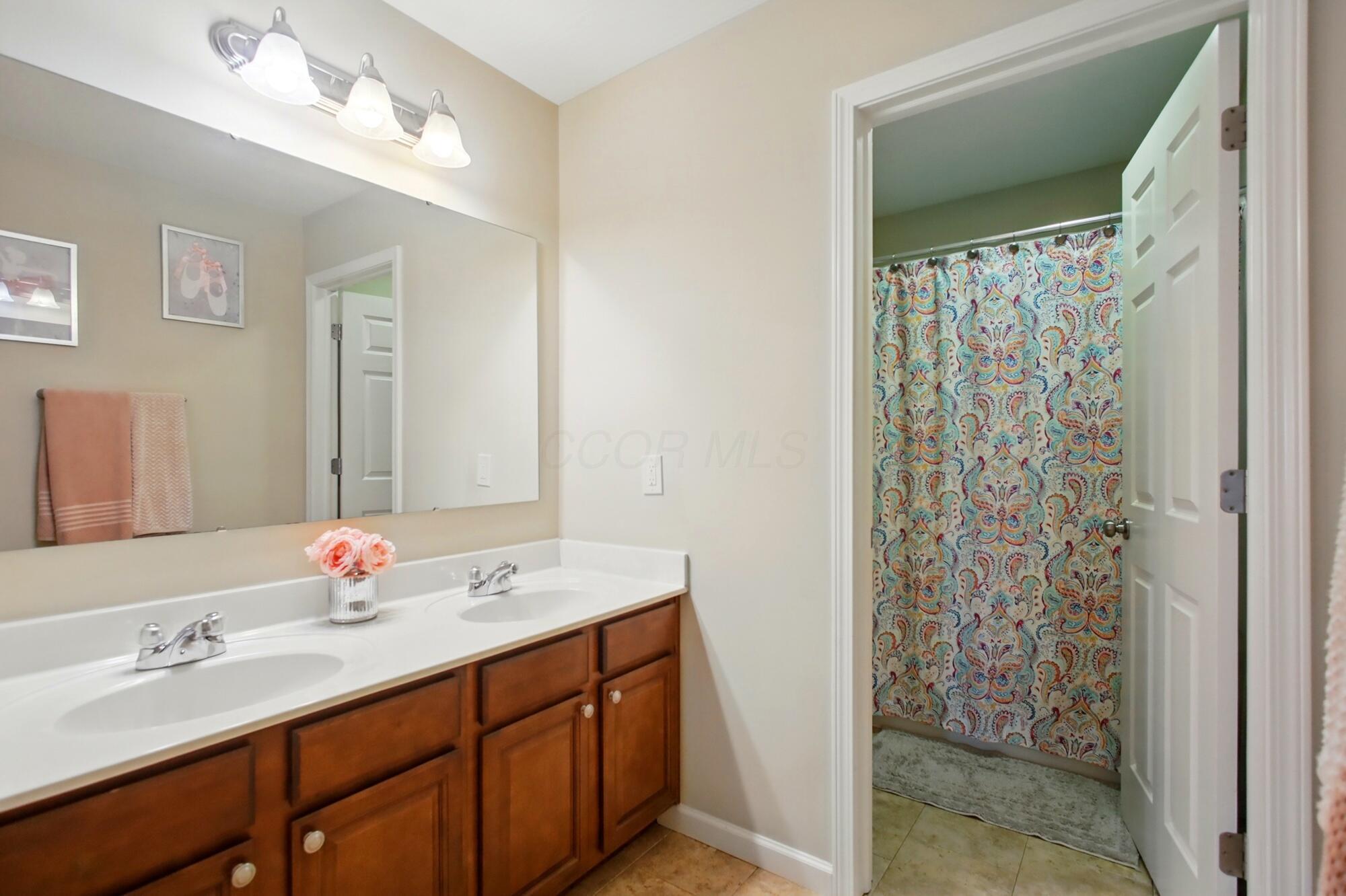 604 Saffron Drive, Sunbury, Ohio image 33