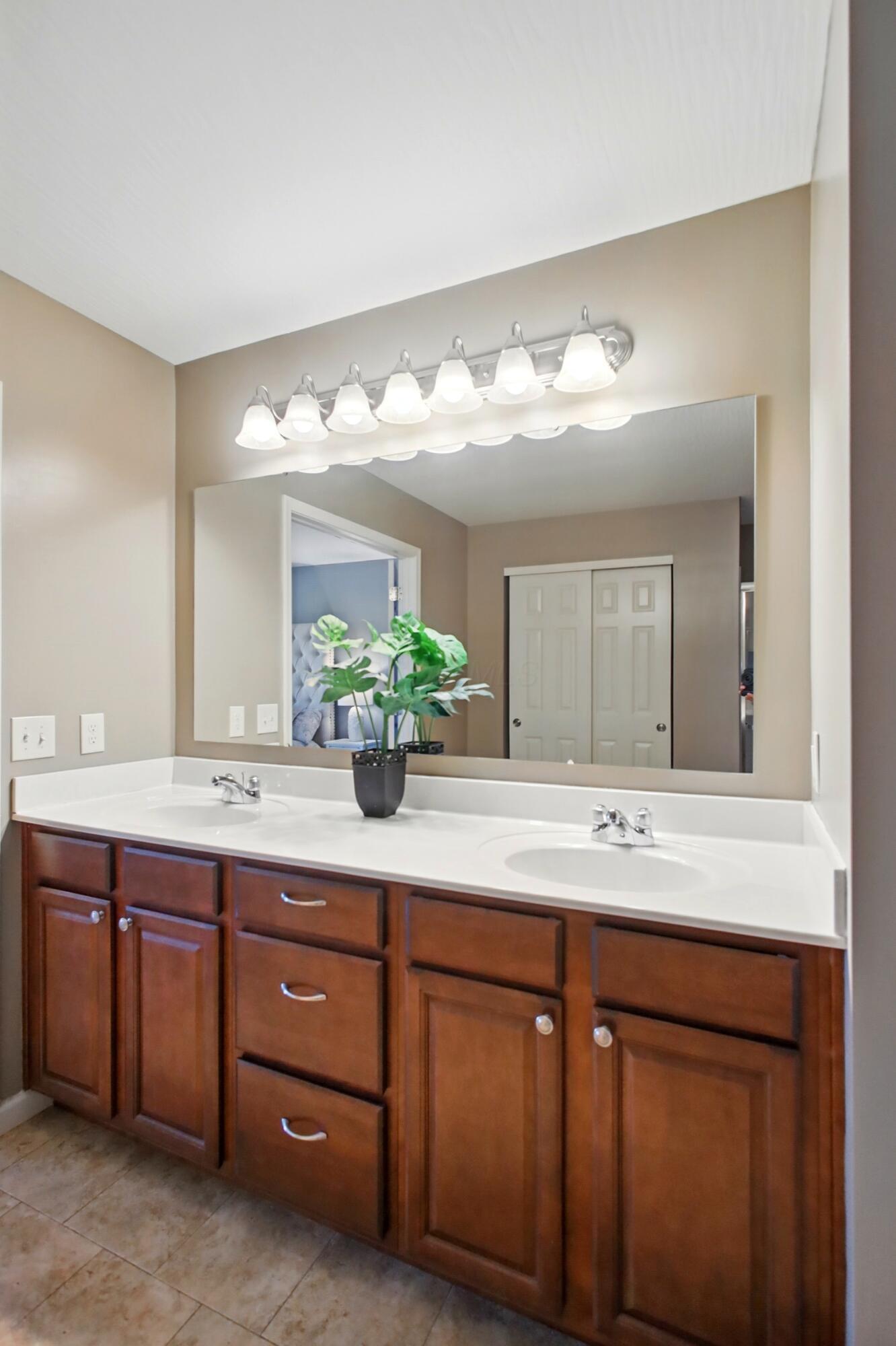 604 Saffron Drive, Sunbury, Ohio image 29