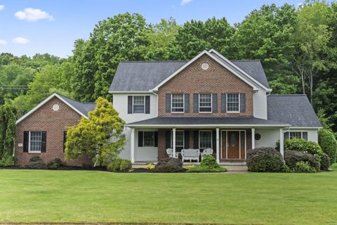 Photo of 525 Gleneagles Drive, Newark, OH 43055 (MLS # 226018176)