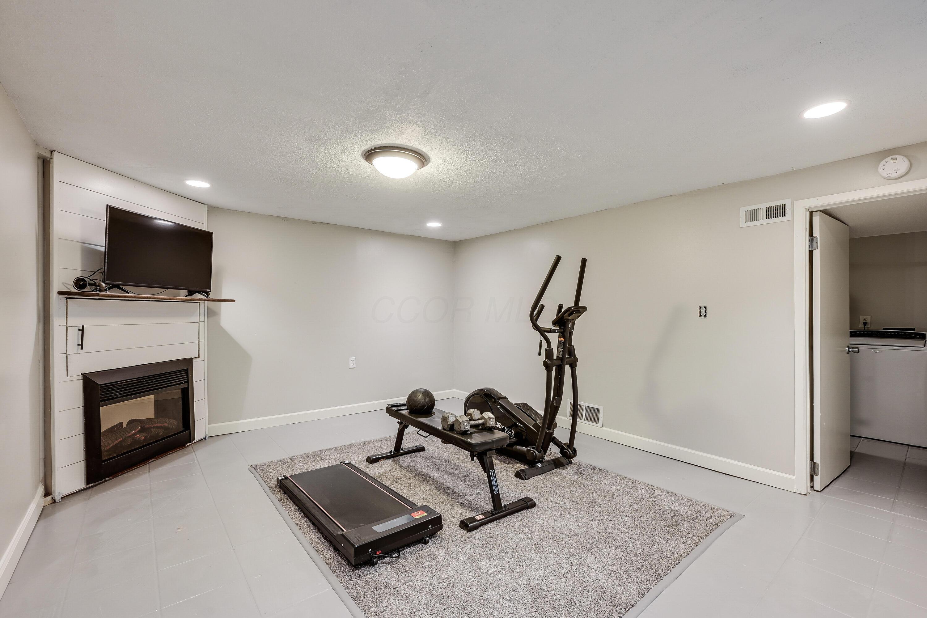 7608 Charlesway Drive #84, Columbus, Ohio image 24