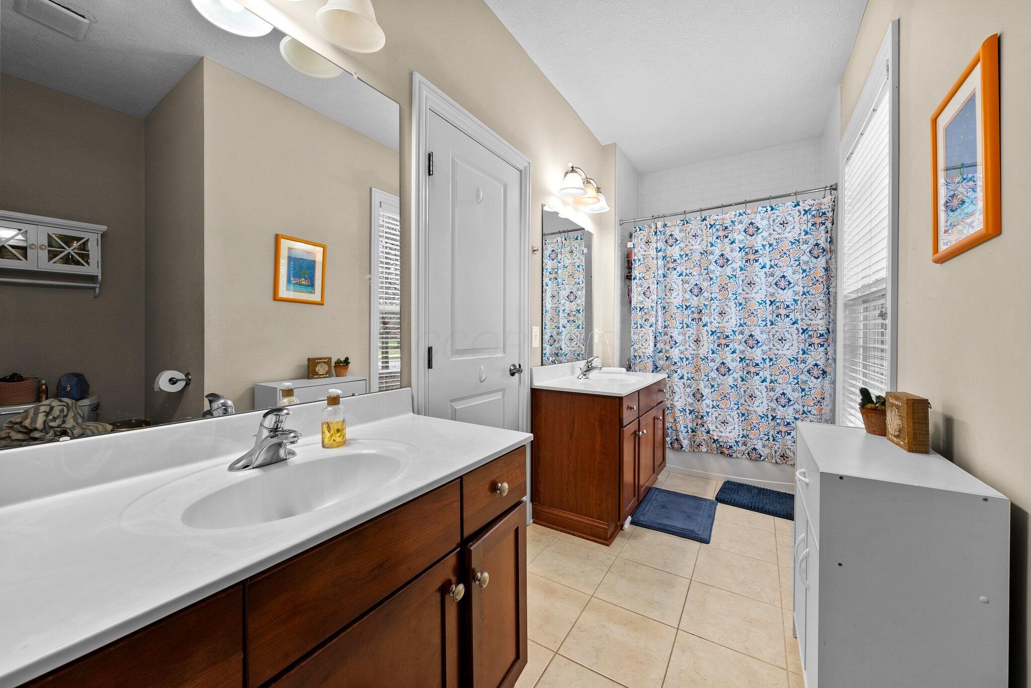 8128 Conine Drive, Dublin, Ohio image 13