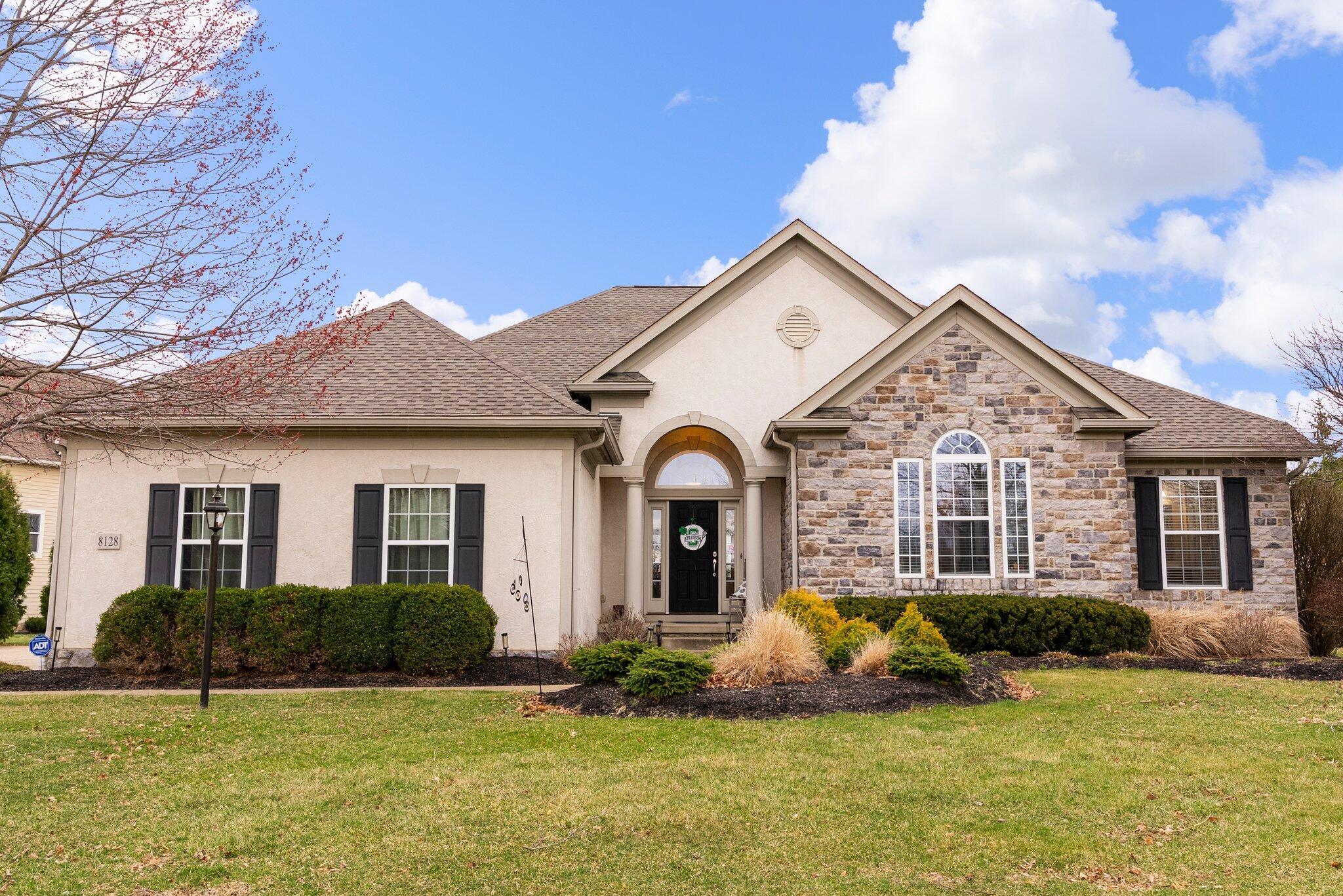 8128 Conine Drive, Dublin, Ohio image 2