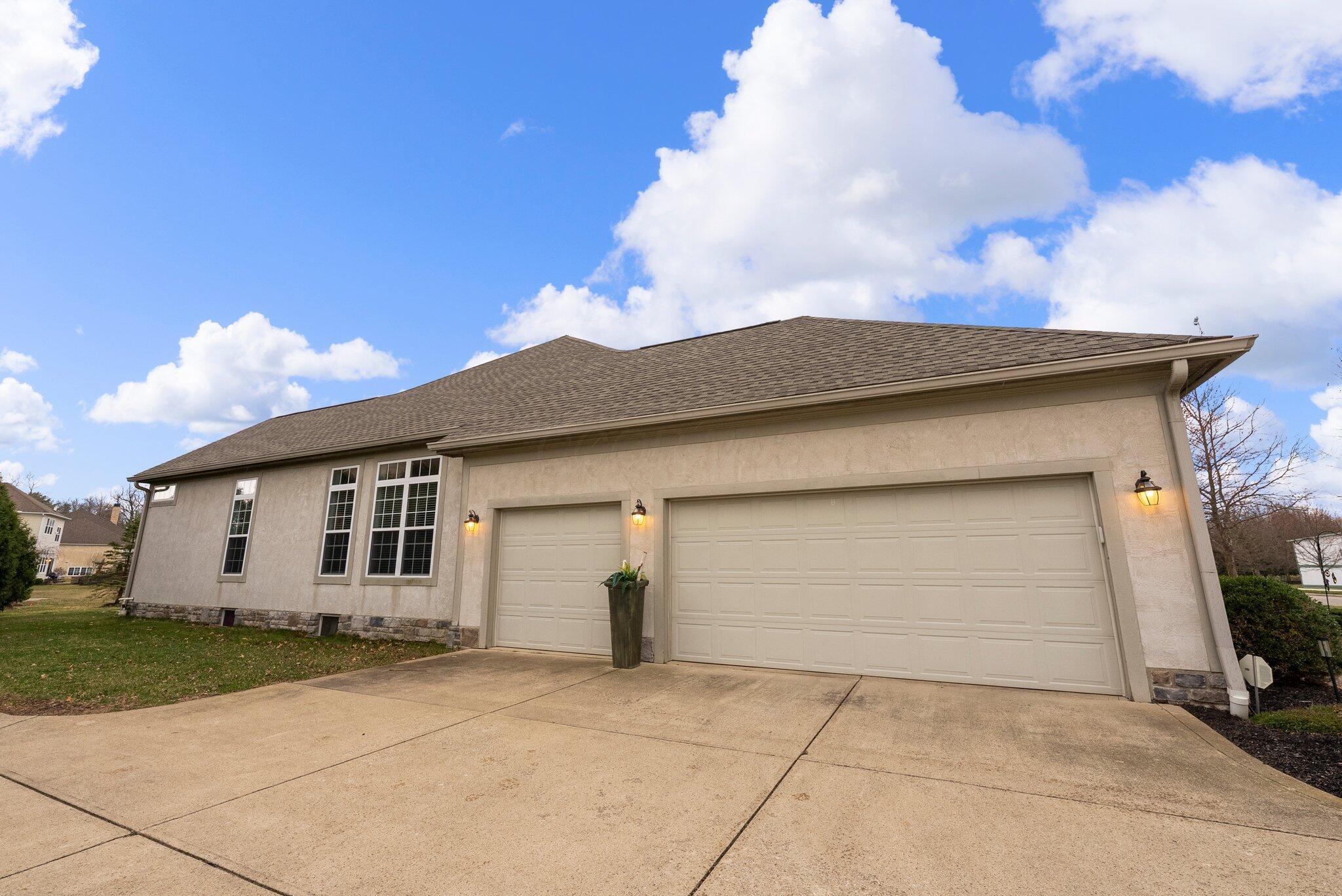 8128 Conine Drive, Dublin, Ohio image 19