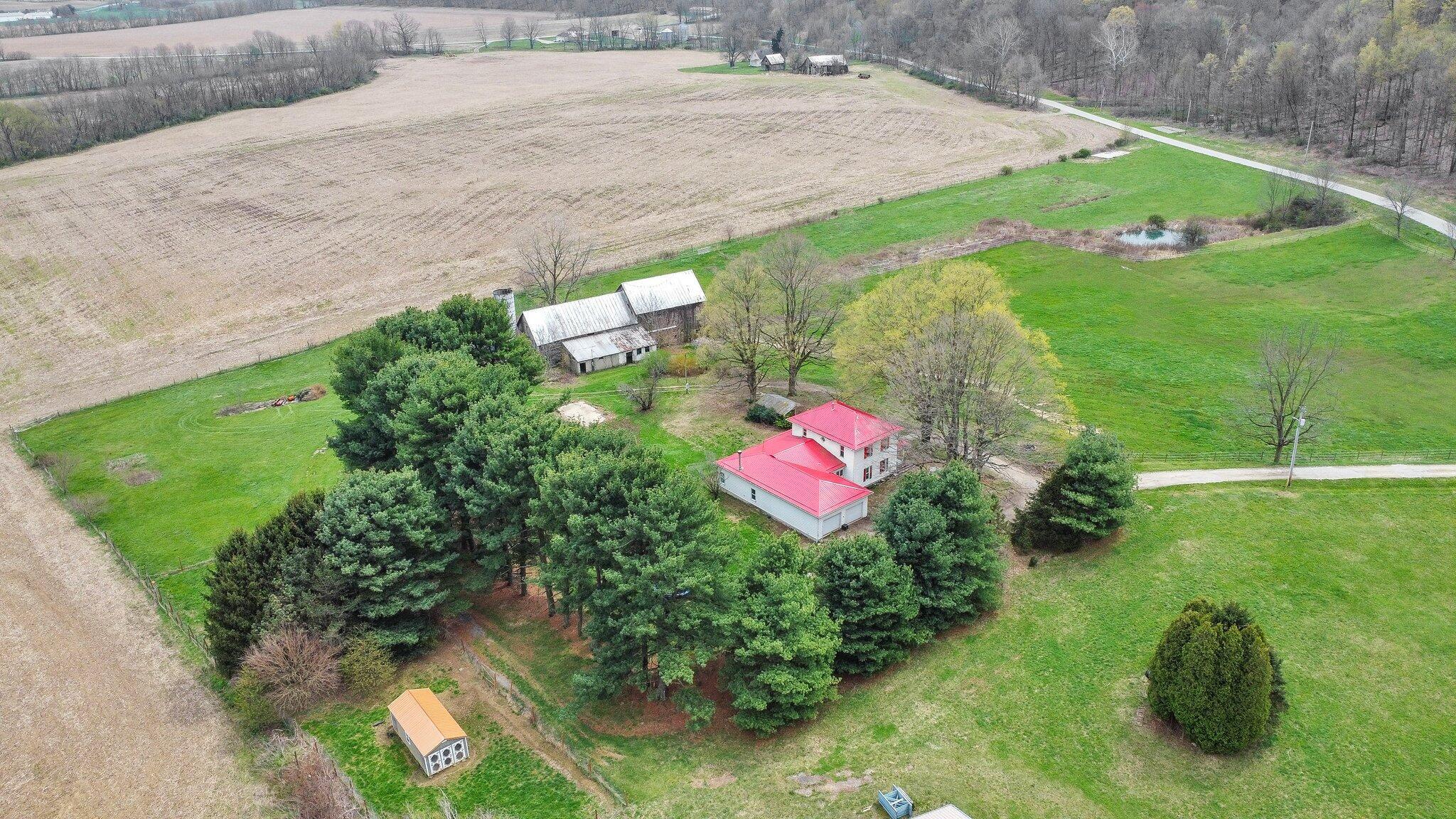 9962 Weaver Road, Utica, Ohio image 39