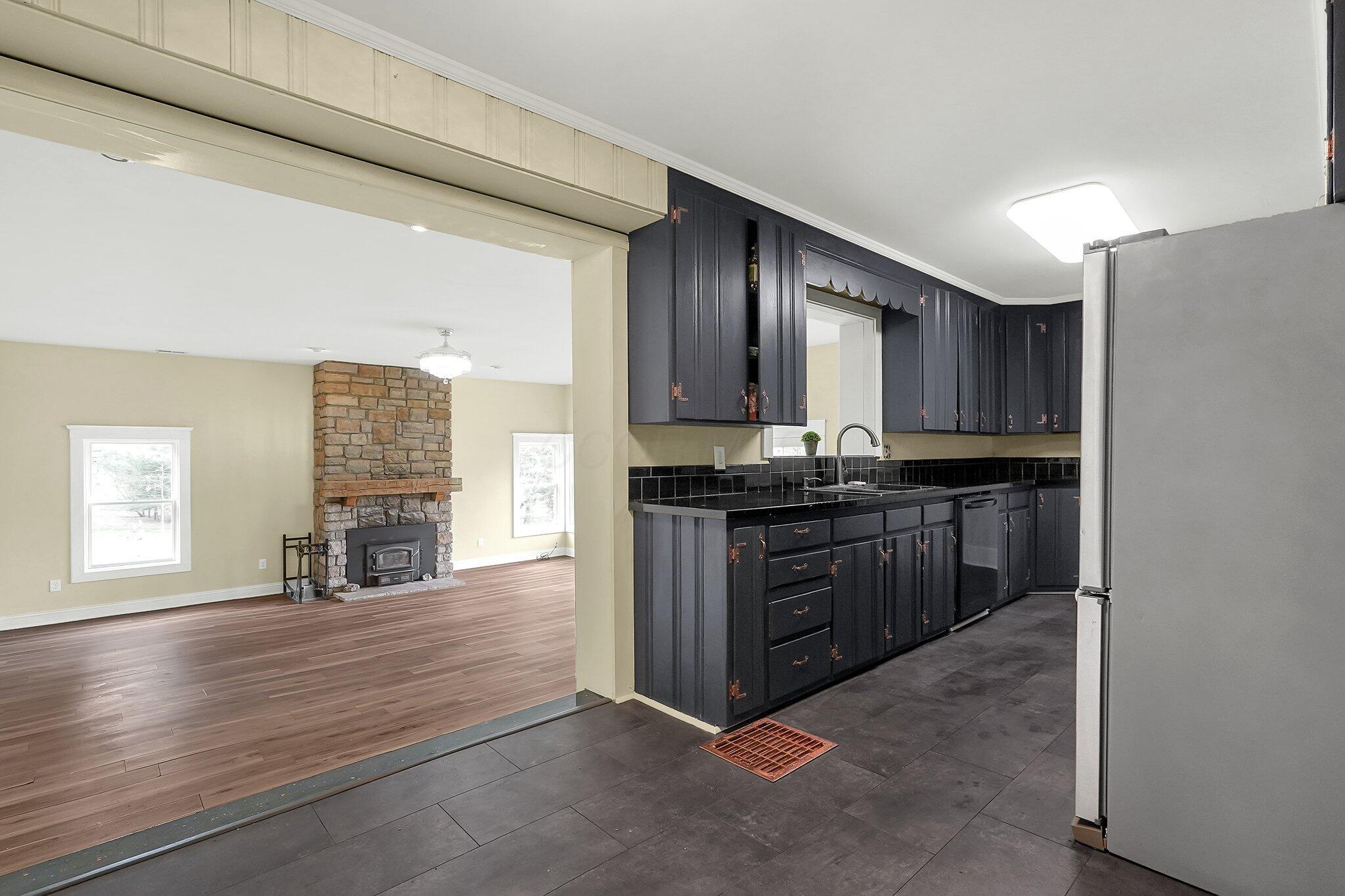 9962 Weaver Road, Utica, Ohio image 9