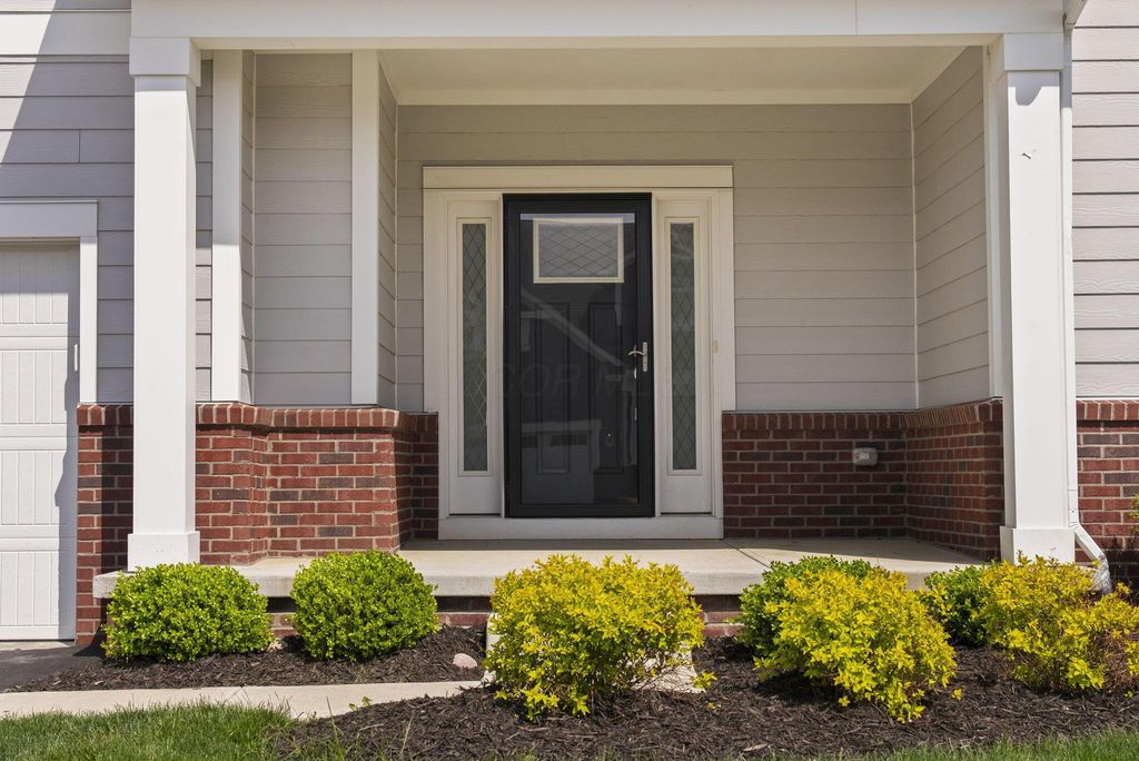 Photo of 7518 Barrister Drive, Dublin, OH 43016 (MLS # 226013532)