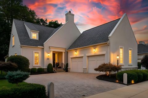 Photo of 5791 Crighton Drive 15 #15, Dublin, OH 43016 (MLS # 225039456)