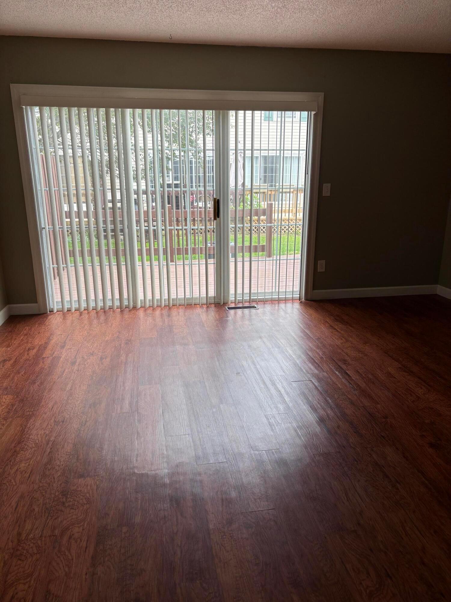 2037 Burbridge Lane #31B, Hilliard, Ohio image 3