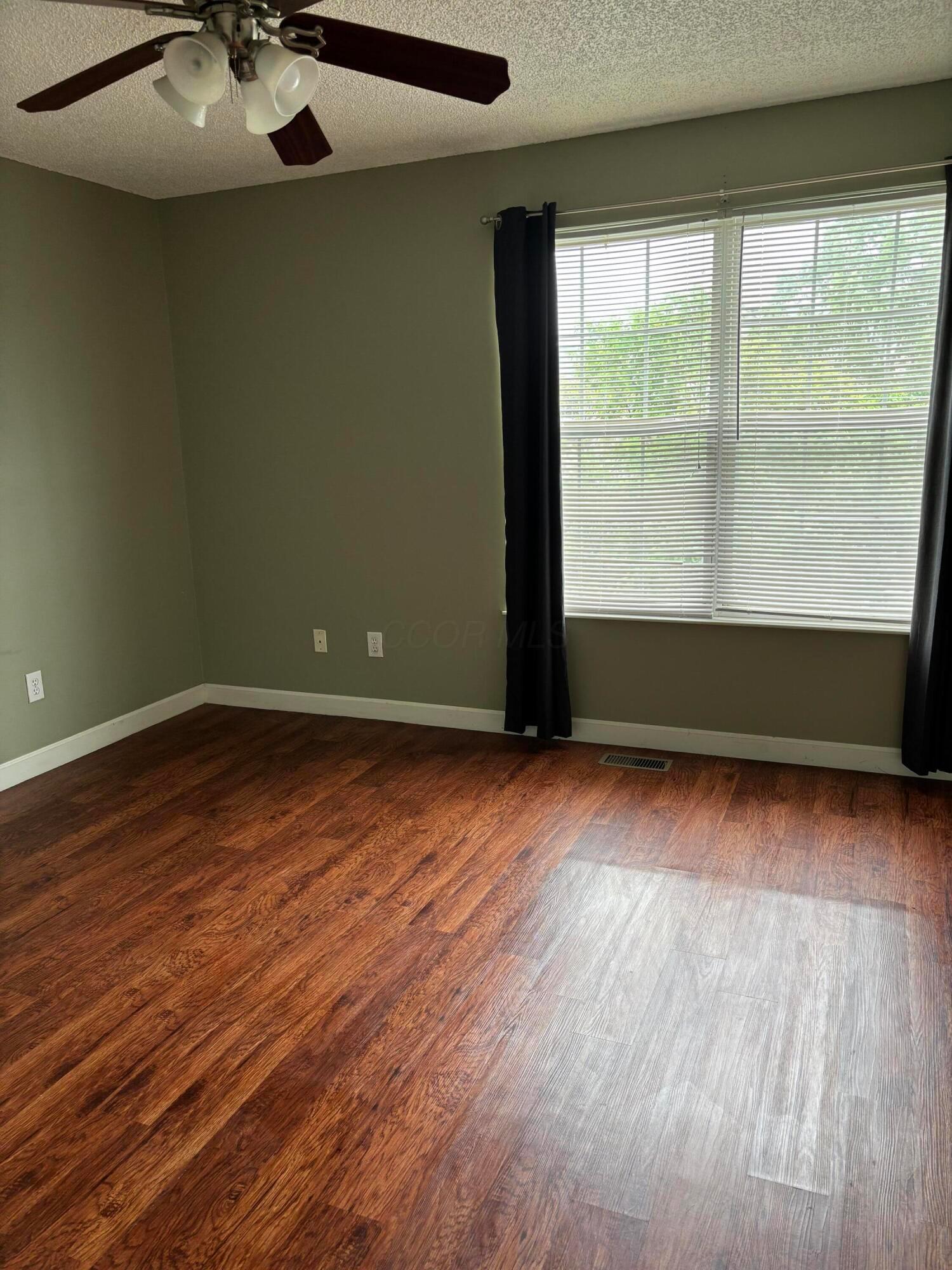 2037 Burbridge Lane #31B, Hilliard, Ohio image 10